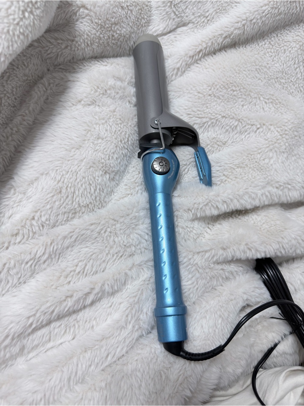 Blue Curling Iron Hair Styler - Lightweight Women's Curling Wand